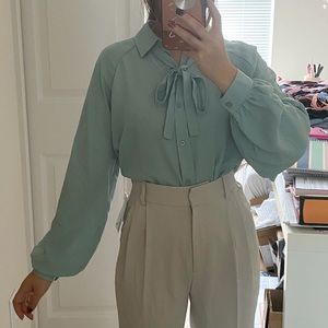 NWT Forever 21 mint-colored blouse with necktie